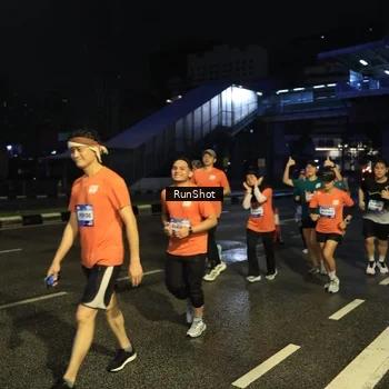 Runner Photo 7916219