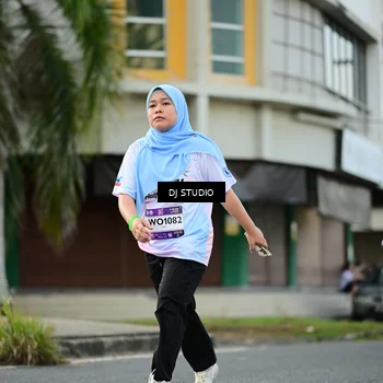 Runner Photo 7916224
