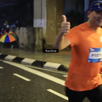 Runner Photo 7916226