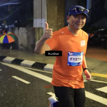 Runner Photo 7916231