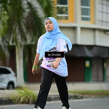 Runner Photo 7916244