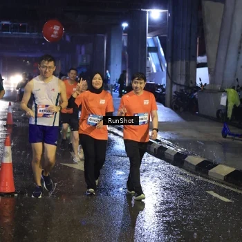 Runner Photo 7916249