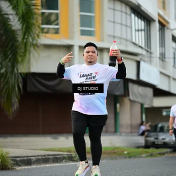 Runner Photo 7916262