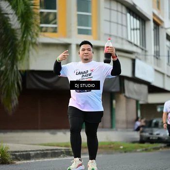 Runner Photo 7916268
