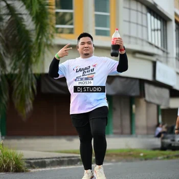 Runner Photo 7916274