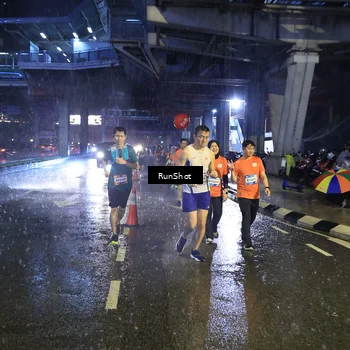 Runner Photo 7916281