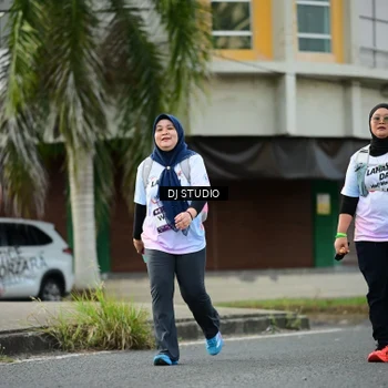 Runner Photo 7916293
