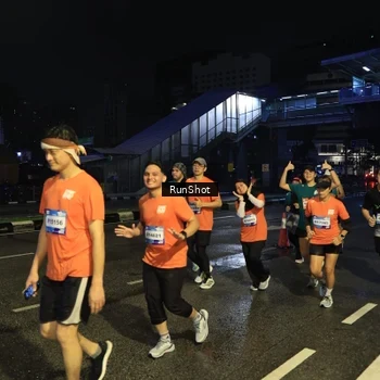 Runner Photo 7916302