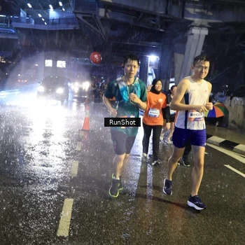 Runner Photo 7916314