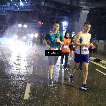 Runner Photo 7916315
