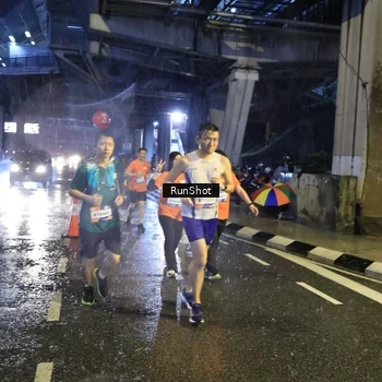 Runner Photo 7916321