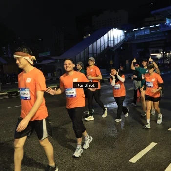 Runner Photo 7916338