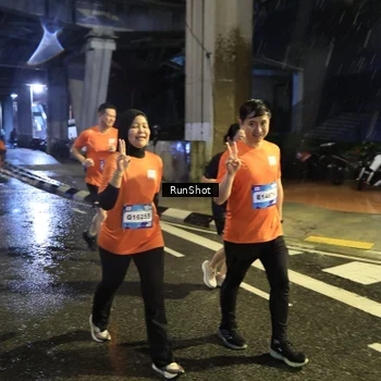 Runner Photo 7916373