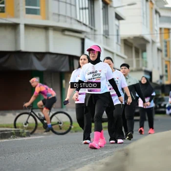 Runner Photo 7916375
