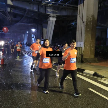 Runner Photo 7916382
