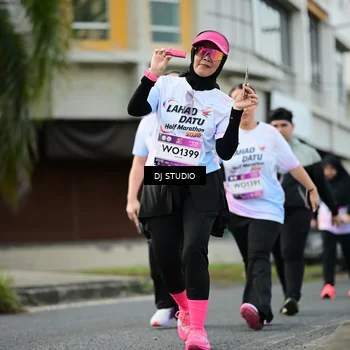 Runner Photo 7916385