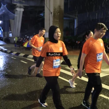 Runner Photo 7916398