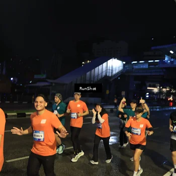 Runner Photo 7916416