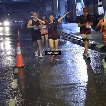 Runner Photo 7916441