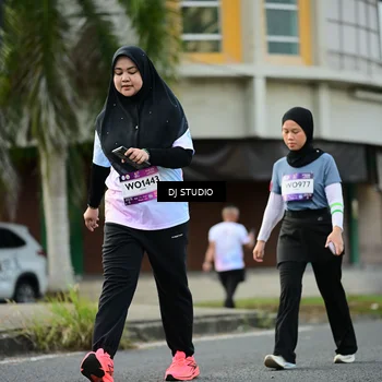Runner Photo 7916443