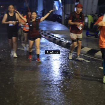 Runner Photo 7916451