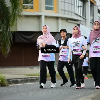 Runner Photo 7916477