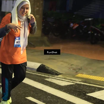 Runner Photo 7916479