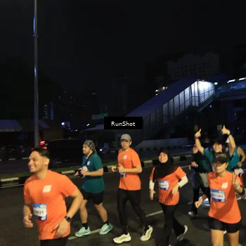 Runner Photo 7916484
