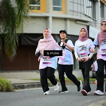 Runner Photo 7916486