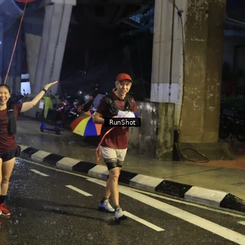 Runner Photo 7916496