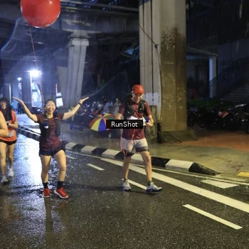 Runner Photo 7916511