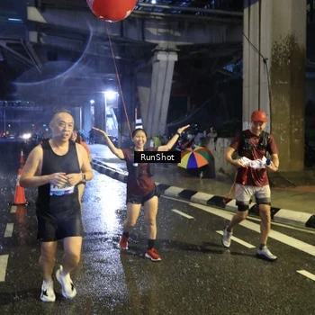 Runner Photo 7916514