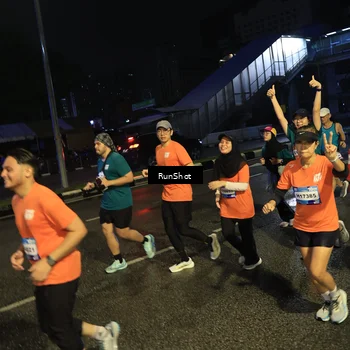 Runner Photo 7916519