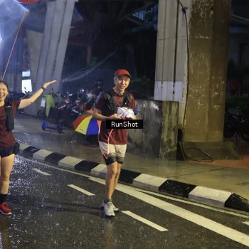 Runner Photo 7916532