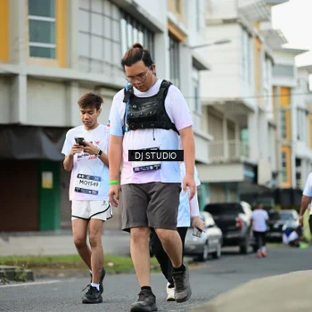 Runner Photo 7916539