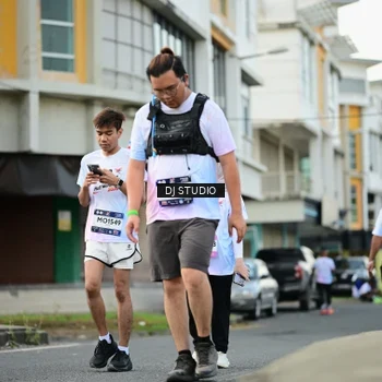 Runner Photo 7916545