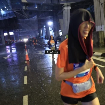 Runner Photo 7916563