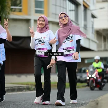 Runner Photo 7916566