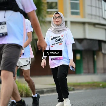 Runner Photo 7916579