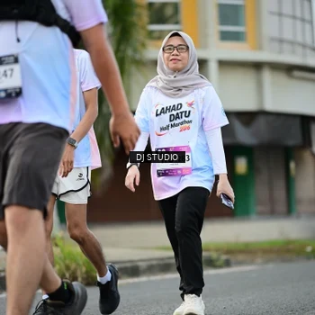 Runner Photo 7916591