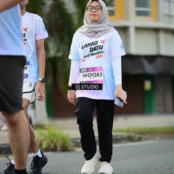 Runner Photo 7916613