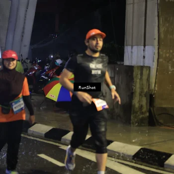 Runner Photo 7916664