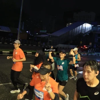 Runner Photo 7916676