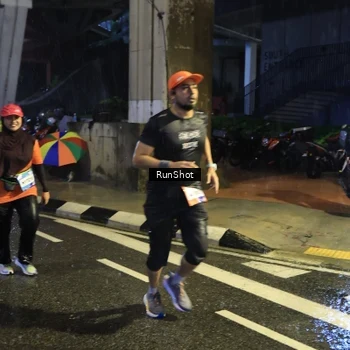 Runner Photo 7916689