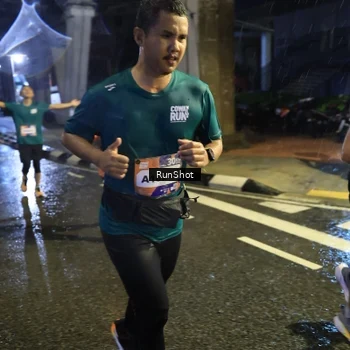 Runner Photo 7916711