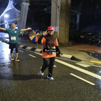 Runner Photo 7916736