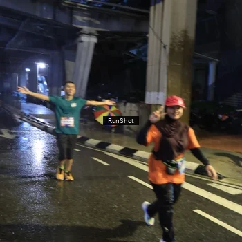 Runner Photo 7916742