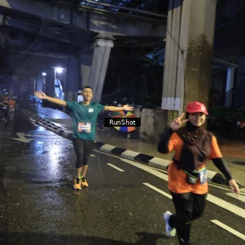 Runner Photo 7916744