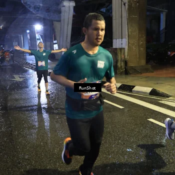 Runner Photo 7916767