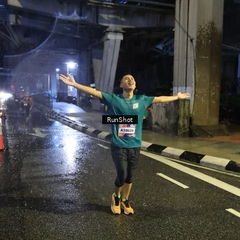 Runner Photo 7916770